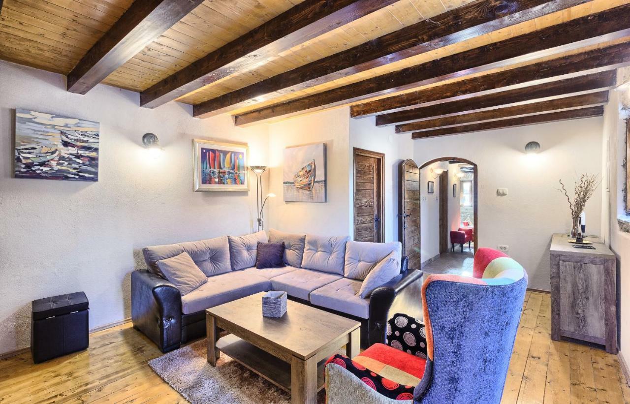 Dalmatia Stone House - Heated Pool *