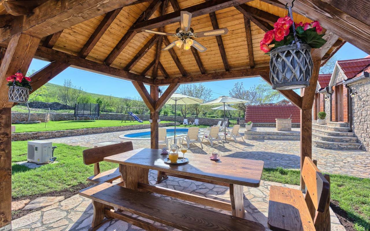Dalmatia Stone House - Heated Pool Country house Biorine