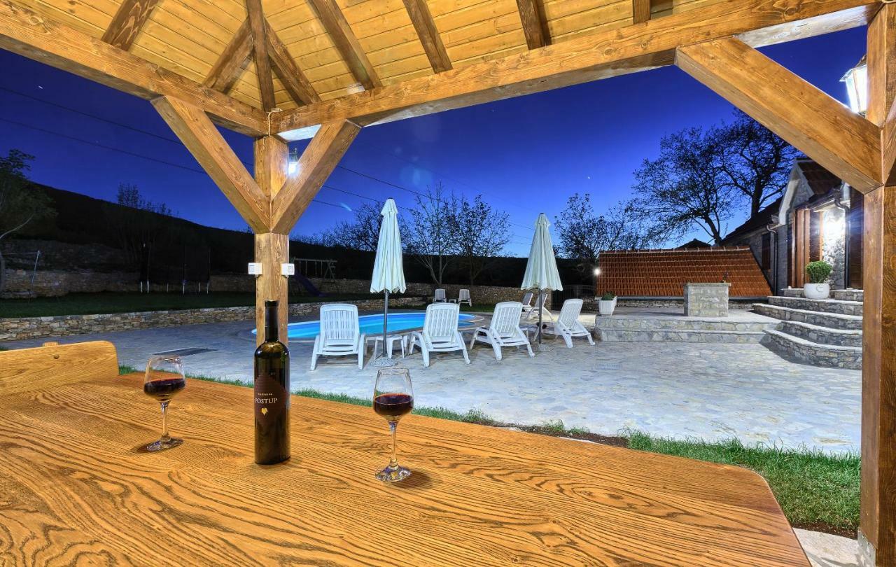 Dalmatia Stone House - Heated Pool